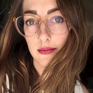 Meet your Posher, Rebecca